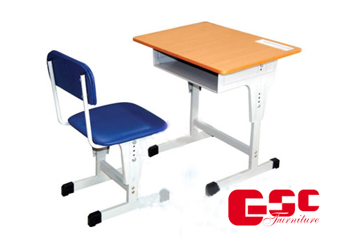 Chọn bàn học cho bé mẫu giáo