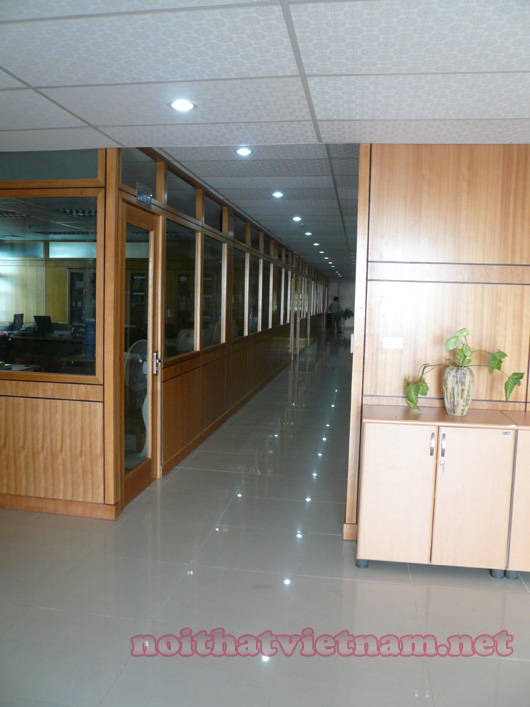 Hành lang sau khi lắp vách ngăn Hành lang sau khi lắp vách ngăn